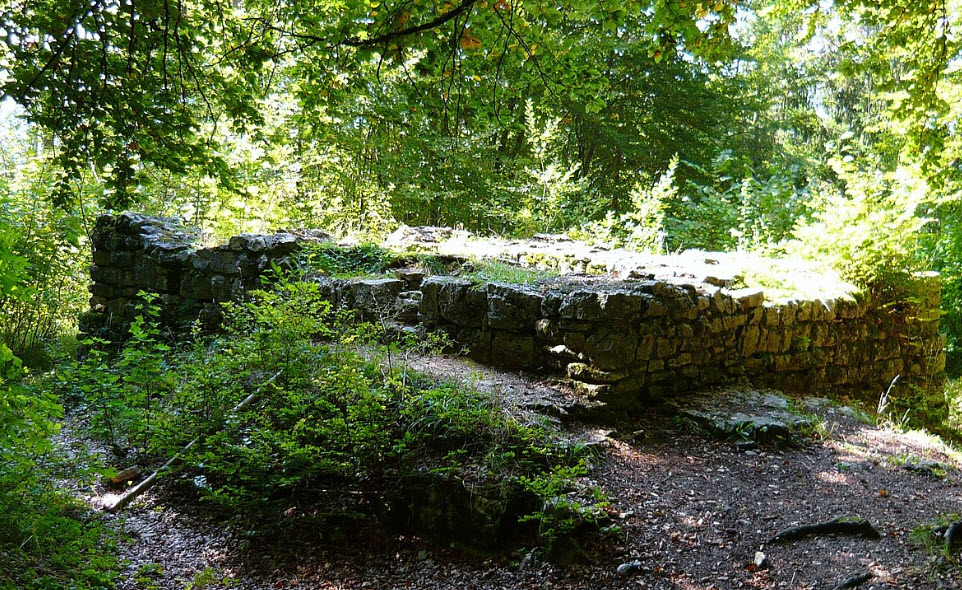 Ruine Luginsfeld, Germany